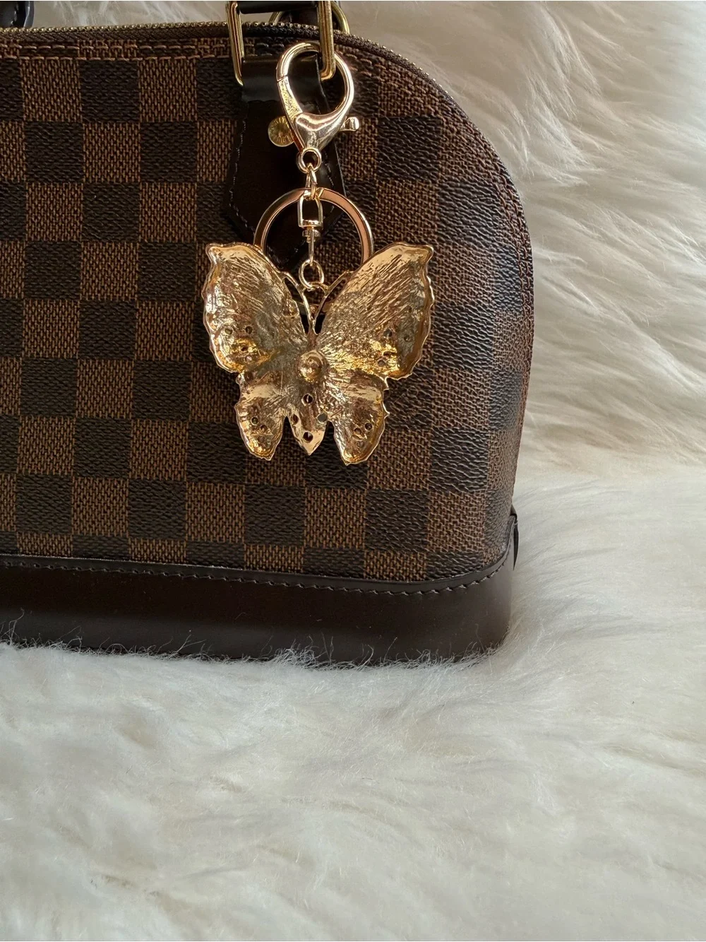 N/A sparkling butterfly